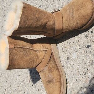 Women ugg boot